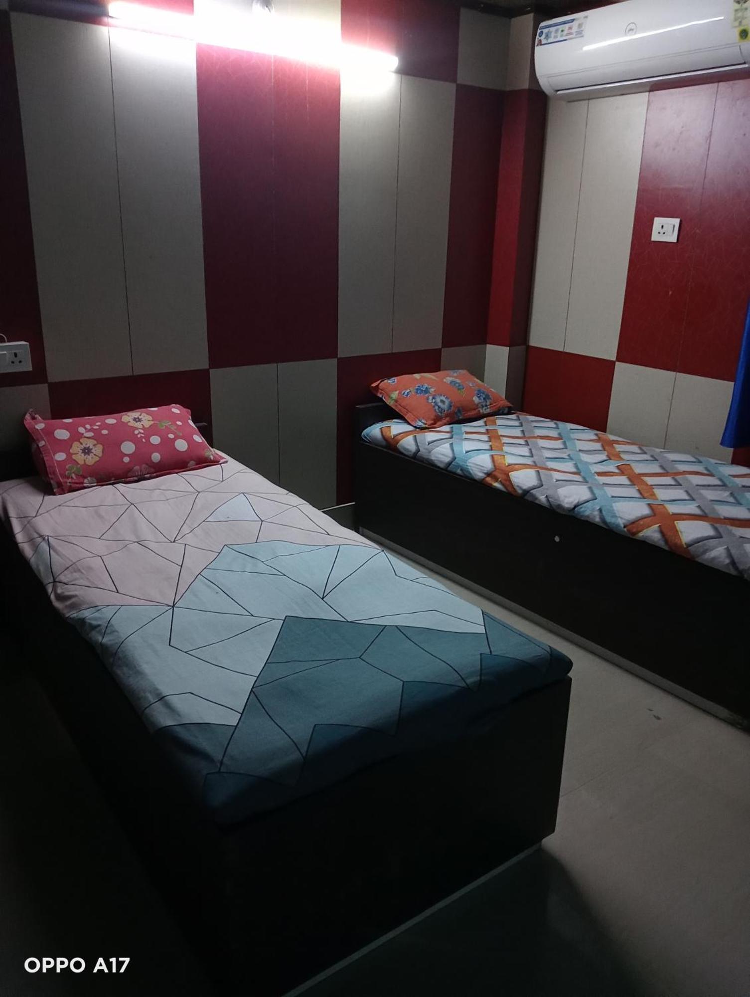 Swaroop Ashray Homestay Siliguri Esterno foto